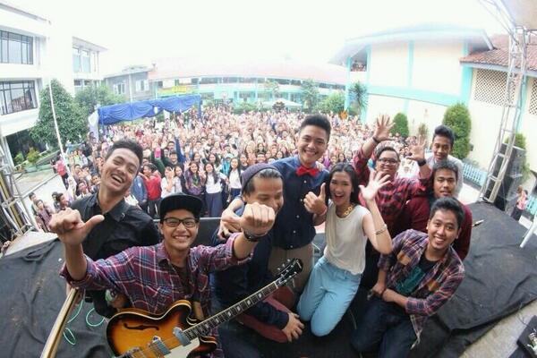 nabillarizkyame's tweet photo. @Its_SoundShine makasihh yaa kakk:) http://t.co/Z7mGWB4y8k