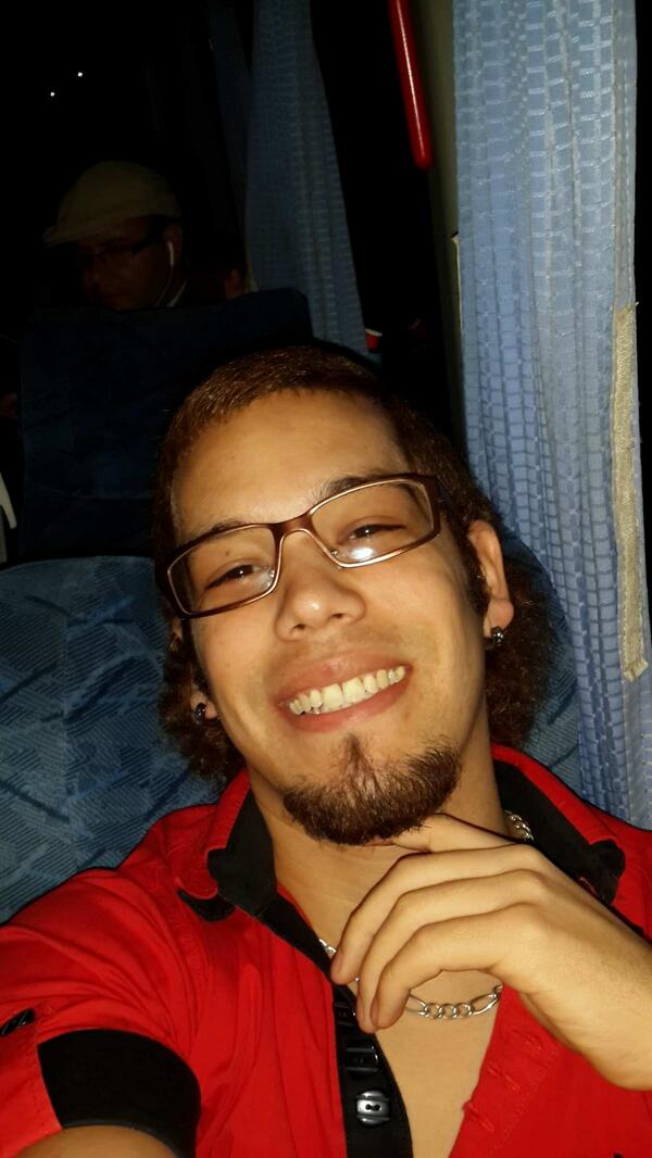 FerPerezFP's tweet photo. Antes del 1er show😊 http://t.co/0yUyITtFFu