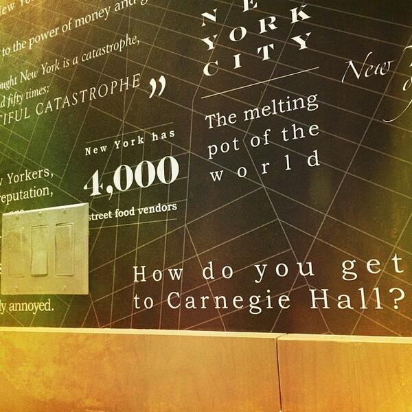 Dingerz's tweet image. Trypp Hotel Times Square. Made with @mexturesapp #mexturesapp #Trypp #hotel #headboard #... ift.tt/1wKvBpT