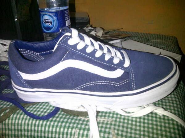 Oldskool vintage dress blue size 7 7,5 8 Order PIN:28CA7586 <a href="/kickSolution/">kicksolution</a> <a href="/solessolution/">SolesSolution</a> <a href="/VYSneakers/">Vans Nike Ventela Original</a> <a href="/sneakerfund/">SneakerFund</a>