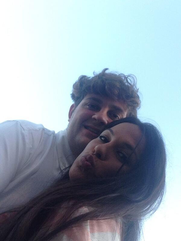 laurajimpin's tweet photo. Había olvidado noches asiii !!!! Te quiero @munozg22 http://t.co/JXljY3TJah