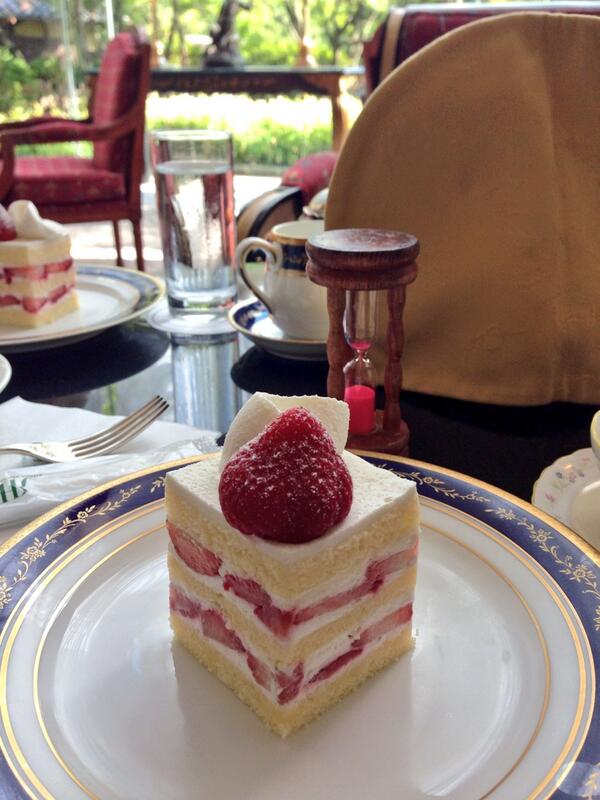 藤島先生とお茶しております。