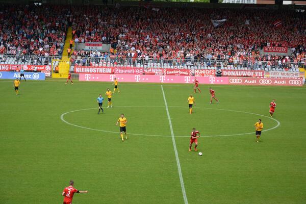 FC Bayern München tweet media