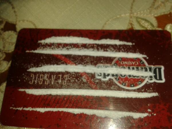 Mayate_Grosero's tweet photo. Gustan? #JunioConJDe #TanDificilEsQue http://t.co/7ceq6iO7As