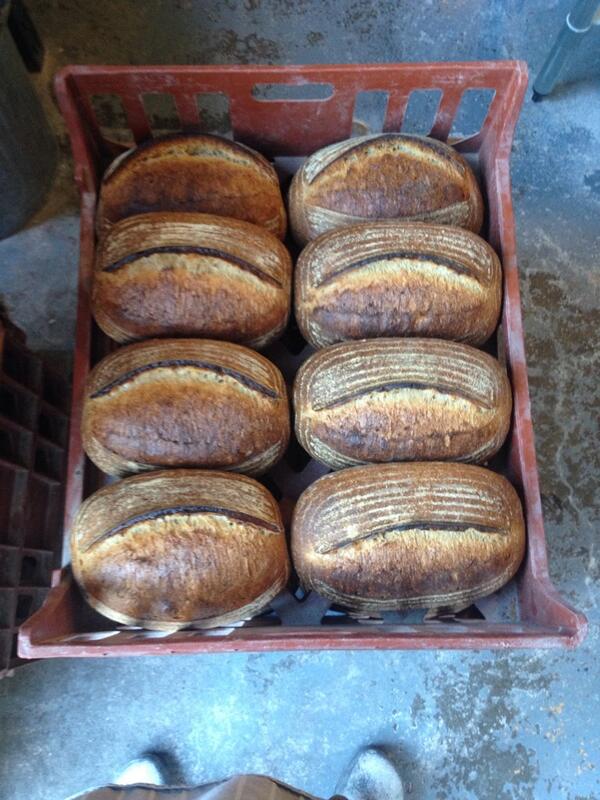 TopBreadMachine tweet picture