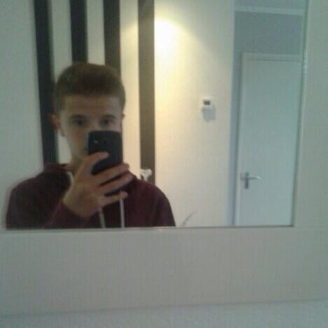CijferPrins's tweet photo. Geef cijfer ( @Albin_JwZ ) #Dames ✌️ http://t.co/yzfs8z0wOA
