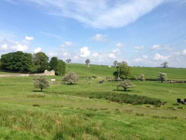 Merlypants's tweet photo. Sunshine, a beautiful setting and cross country. This is what Sundays are made for 😊👍 http://t.co/2XNKKQLRYi
