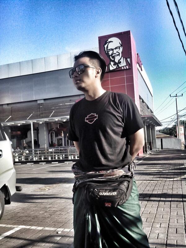begosuck's tweet photo. Mencari yang seken2 kukzs http://t.co/ujZEEuAGHr