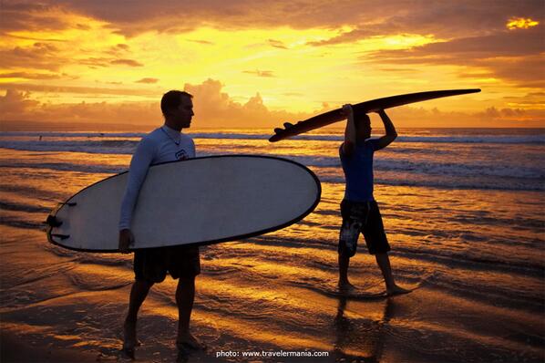 fantastic_bali's tweet photo. Mengakhiri weekend yang sempurna di Bali. Selamat menyambut minggu baru dan bulan baru ya. http://t.co/7PWLu7mpGk