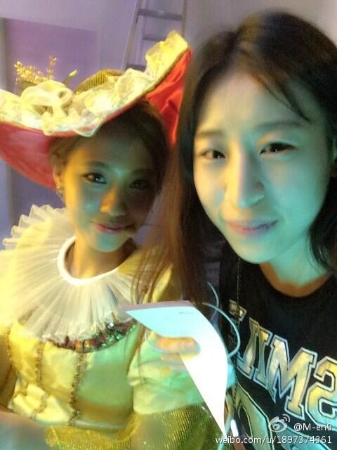 BpCmFYyCUAE-g87.jpg:large