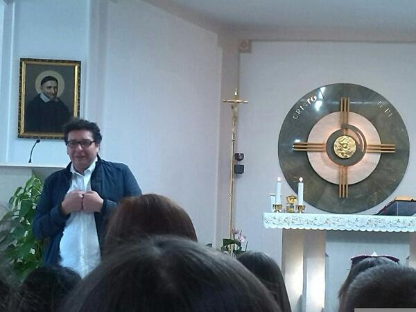 ACPezzediGreco's tweet photo. Il saluto del presidente diocesano non poteva mancare#ACFamily #IloveAC #diocesiConversano-lMonopoli #Insiemeèpiùbell http://t.co/0O1u5U3jvn