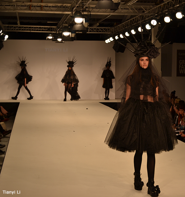IslingtonPierre's tweet photo. Gothicnetting & headdress #TianyiLi closes @fashion_uel @official_gfw show #newtalentunleashed http://t.co/IgmBVVaKpJ http://t.co/8ukPfTIPtK
