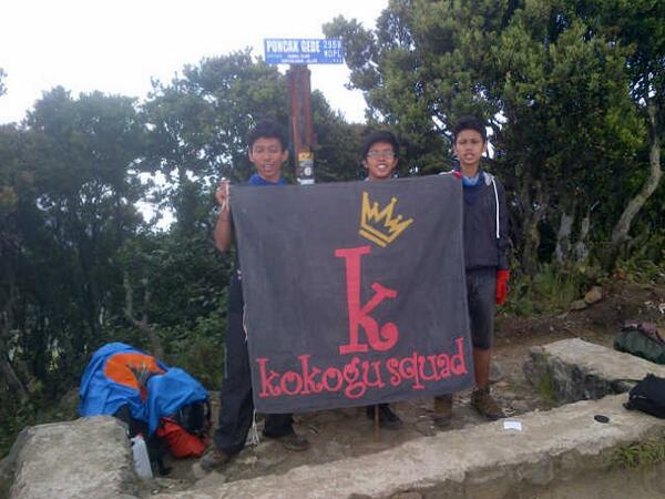 Dapet salam dari Puncak Gede, 3 Ranger <a href="/KokoguSquad/">KOKOGU.inc</a>. #2ndAnniversaryKOKOGU