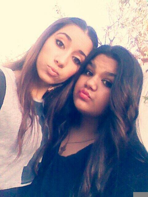 SirenGimenez's tweet photo. Te quiero hermana, @TavitaTorres . http://t.co/lQgTTfxxmE
