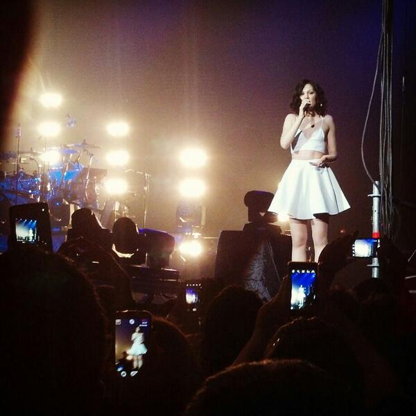 German_Berman's tweet photo. #JessieJMadrid31M #JessieJ Thank u @JessieJ U made my night,BESTLIVEEVER, U made my heart beat. Getting goose bumps. http://t.co/78YRKwTLGs