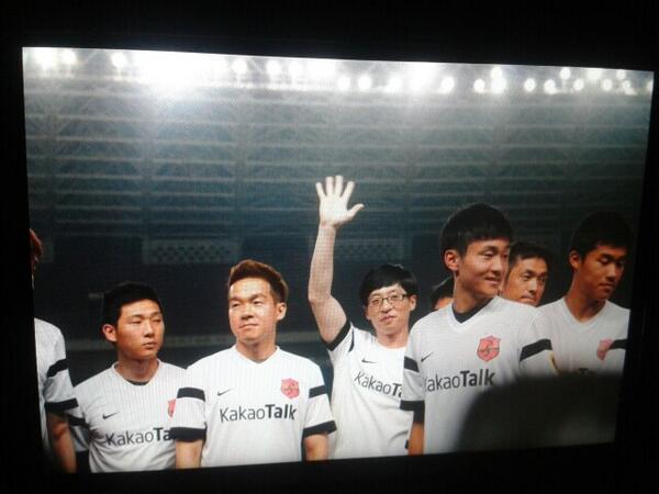 KoreanUpdates's tweet photo. Say hi to Yoo Jaesuk-nim ♥  #KoreanUpdates  http://t.co/jITw1a0Ed6