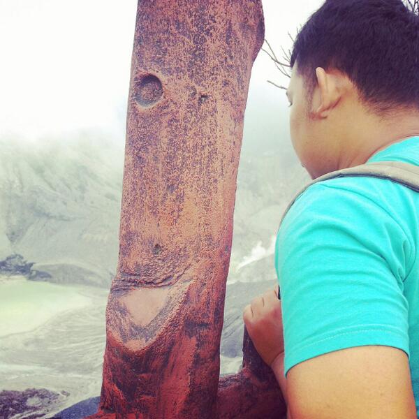 me_meta's tweet photo. terpesona liat kawah http://t.co/ajDBdmejfc