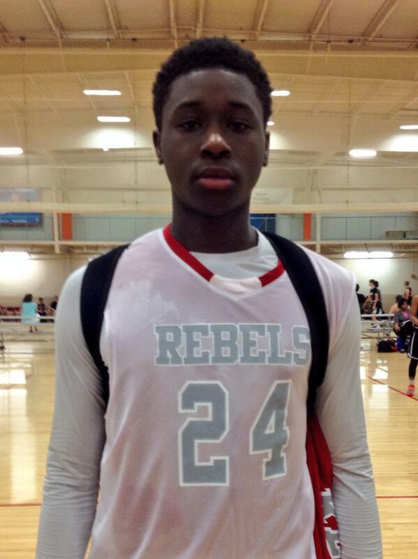 hoopseen's tweet photo. 15U: PF Trey Lamar('17) made the difference in CC Rebels' 75-51 W over E1T1; Dropped game-high 20pts &amp; countless rebs http://t.co/QJ7ExHrzrT