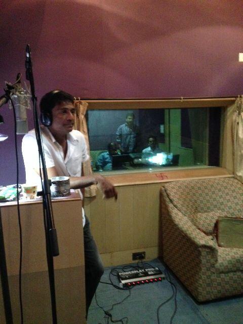 MainAurCharles_'s tweet photo. Dubbing in progress with wonderful @_AdilHussain http://t.co/m0f1lonG4p