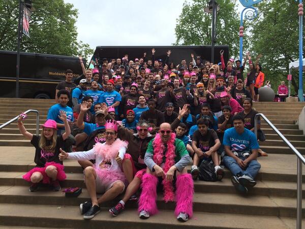 Thank you to all the UPS volunteers and racers at Komen Race today ! Love you all!!@NorthwestUPSers