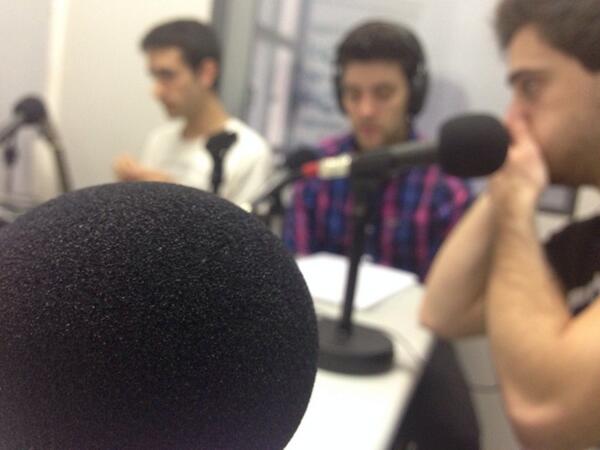 Aquesta tarda (19h) serem al <a href="/popincat/">Pop In Cat</a> on parlarem una estoneta i interpretarem Núria en acústic! <a href="/lamarinafm/">Ràdio La Marina FM</a>