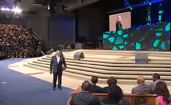 BishopJakes's tweet photo. It is the thorn in your flesh that humbles you to pray &amp; leads you to the secret place! 2 Corinthians 12:7 http://t.co/abzKIUwwtO