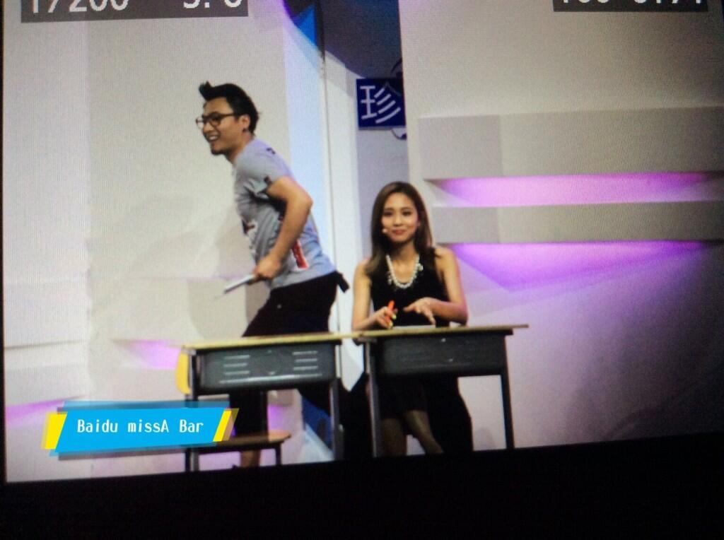 BpDoRGlCIAAlJvW.jpg:large