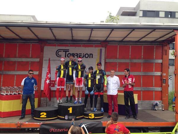 <a href="/kapopiza14/">Kapo Piza, Rafa</a> - Senior - se pone el maillot de líder del Trofeo Corredor del Henares a falta de una prueba.