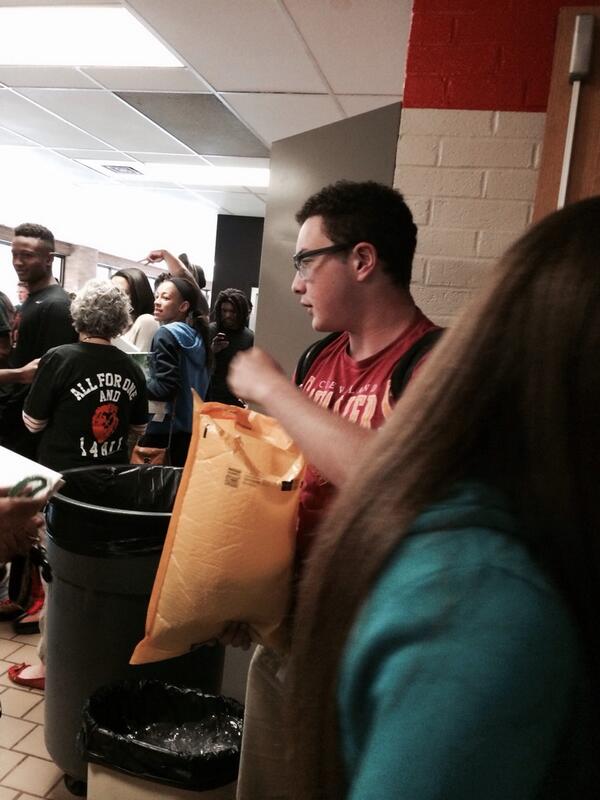 OrangeAC4P's tweet photo. AC4P Co-presidents Ethan Marton &amp; Sam Chaiken pass out AC4P green bands. Congrats to the Class of 2014 #lionstrong http://t.co/nHmH8bTLOc