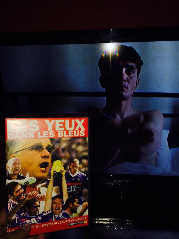 MathieuSanchez's tweet image. DVD après le match de ce soir ... Moi aussi je suis en prépa pour le mondial @BixeLizarazu