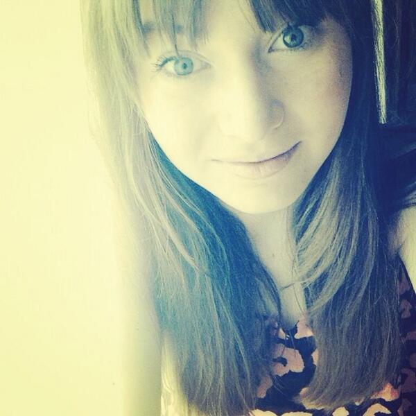 ElliePatchett's tweet photo. #smile #happy #favouritetop http://t.co/RdxCBNW8Ke