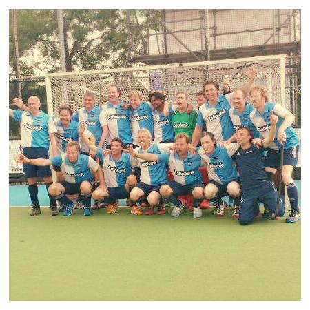 En ook HVA flikt het weer. #hurleyveteranena #landskampioen