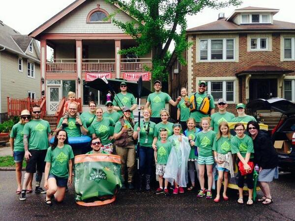 summitbeer's tweet photo. Happy #GrandOldDay from the Summit Brewing Crew! #SummitCans http://t.co/10uU9rnB9g