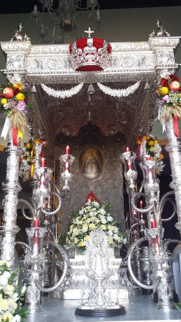 periraf's tweet photo. Todo dispuesto #deCoriaalRocio14 @hdadrociocoria http://t.co/TkGaZedbxr