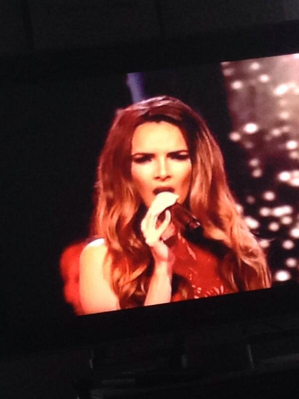 Nadine Coyle > "Lord of the Dance - Dangerous Games Tour" BpEZzWNIQAA6Q9l