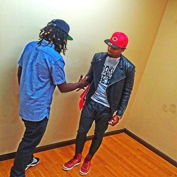Showtime_MOB's tweet photo. #VideoShootFresh Preview. Restless Summer. #OnEverything @JefePioneer http://t.co/4e9mT6qXkd