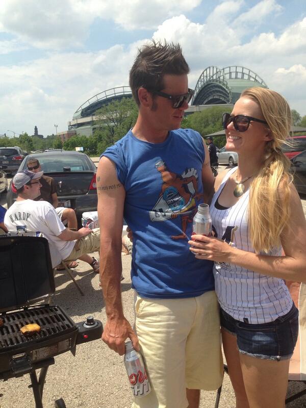 MattytheCaddy's tweet photo. Brewers vs Cubs #pregame http://t.co/TWFBKuCdNa