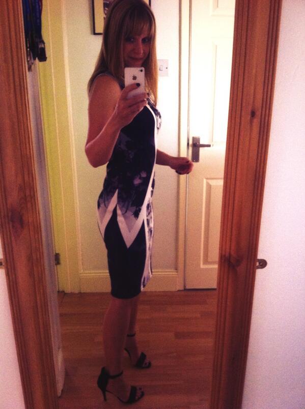 runninggirlll's tweet image. Left the house on a Sunday not in PE kit #rareoccurrence