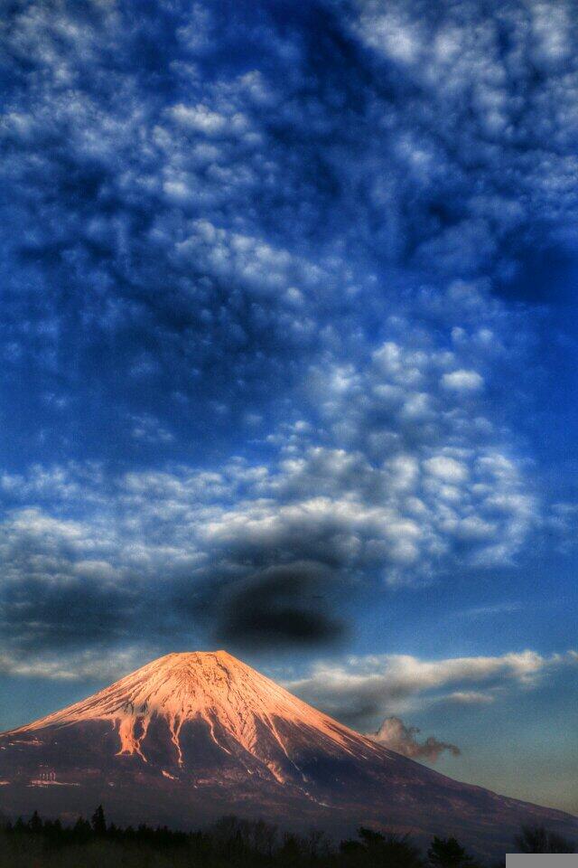 富士山と雲の写真 雲海と富士山｜Mt. Fuji