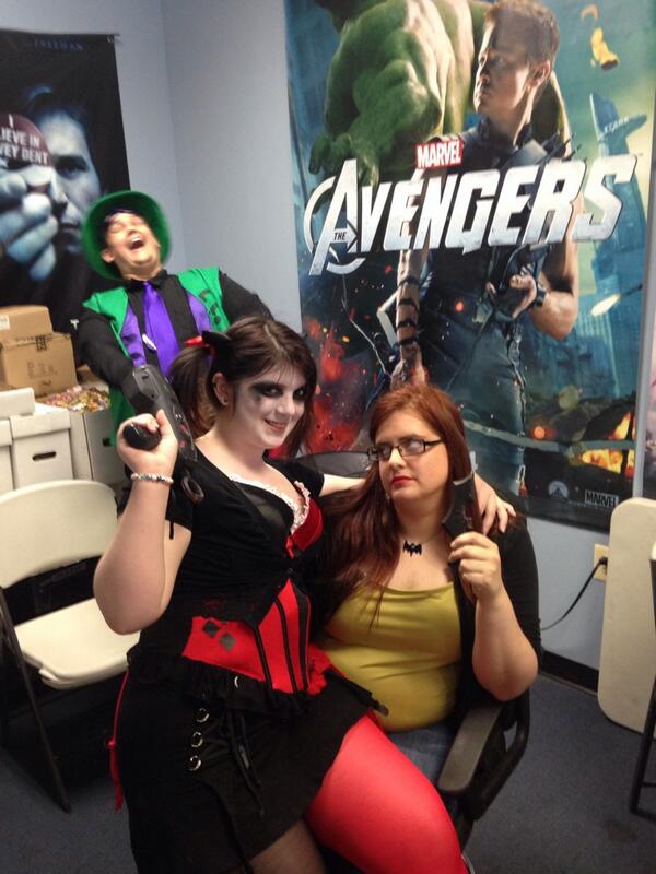doormie87's tweet photo. Best part: we didn't know Riddler was behind us #fcbd2014 #littefishcomics http://t.co/6qkMxytu8T