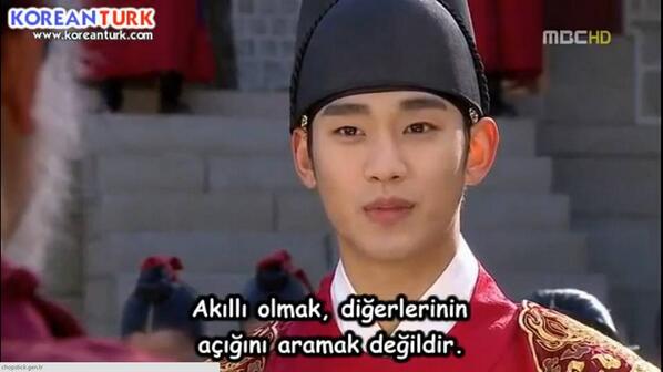 Akıllı olmak , diğerlerinin açığını aramak değildir.