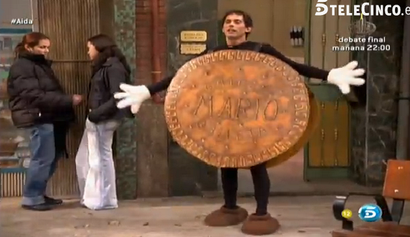 El_Luisma1's tweet photo. ¡Pero Paz, que soy una galleta! ¡Necesito mojar! #Aida http://t.co/X6g7qvpe0R