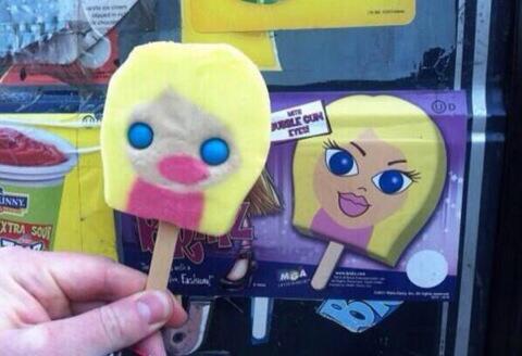 CauseWereGuys's tweet photo. Girls on Instagram vs. In person http://t.co/PLPXAnI0wL