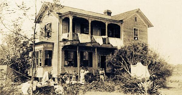 SaveDartHouse's tweet image. PL help #savegeorgiahistory @ExploreGeorgia @GAFollowers vanishingsouthgeorgia.com/2014/02/17/bru… 6/4 #darthouse goes b 4 Commission