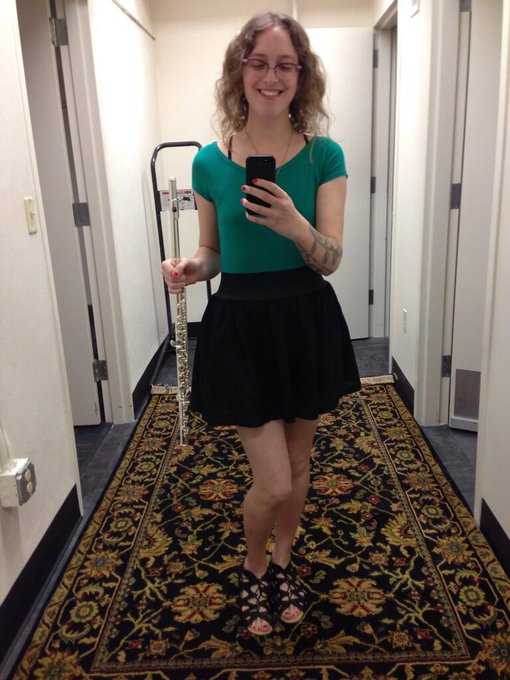 Ballerina? Classical musician? http://t.co/2Q3DEzzJdl<a href="/tag/godsgirls"class="tags"><span>#godsgirls</span></a>