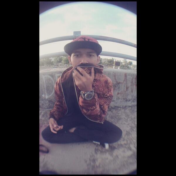 AputraP's tweet photo. http://t.co/tJNxf9O80r