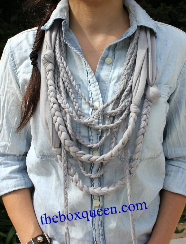 theboxqueen's tweet photo. Who loves scarves? I do I do! http://t.co/2Y7mkzfS4o @mypashbox has the best ones. Review &amp; discount code. #fbloggers http://t.co/D47WgMr9PS
