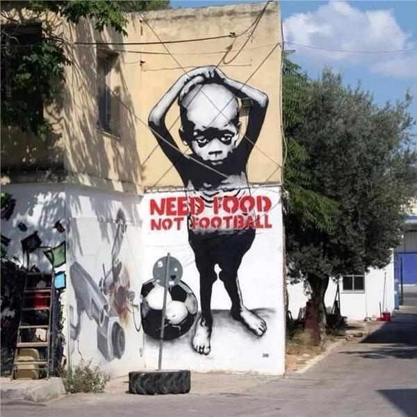 carlooscolombo's tweet photo. Algunas caricaturas-protestas en Brasil previas al Mundial #WorldCup2014  #Caricaturas http://t.co/B15QFn77iC