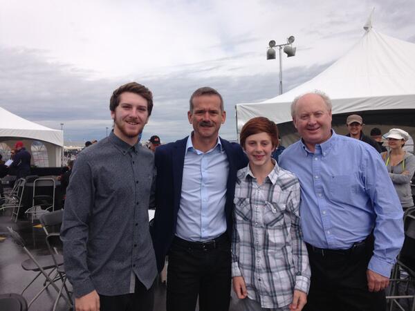 KenHughesAB's tweet photo. It was great to meet @Cmdr_Hadfield in Ft. McMurray, #ymm will soon to have world class airport terminal. #ableg http://t.co/eZIab9pIby