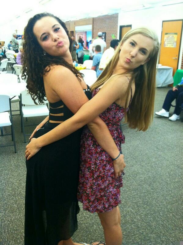 brenna_arneson's tweet image. Sexual sunday with my girlfriend 😍😘 LOVE ya boo thang 💋